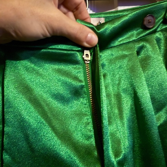 a new day Emerald Satin Wide-Leg Cargo Pants - Picture 10 of 12